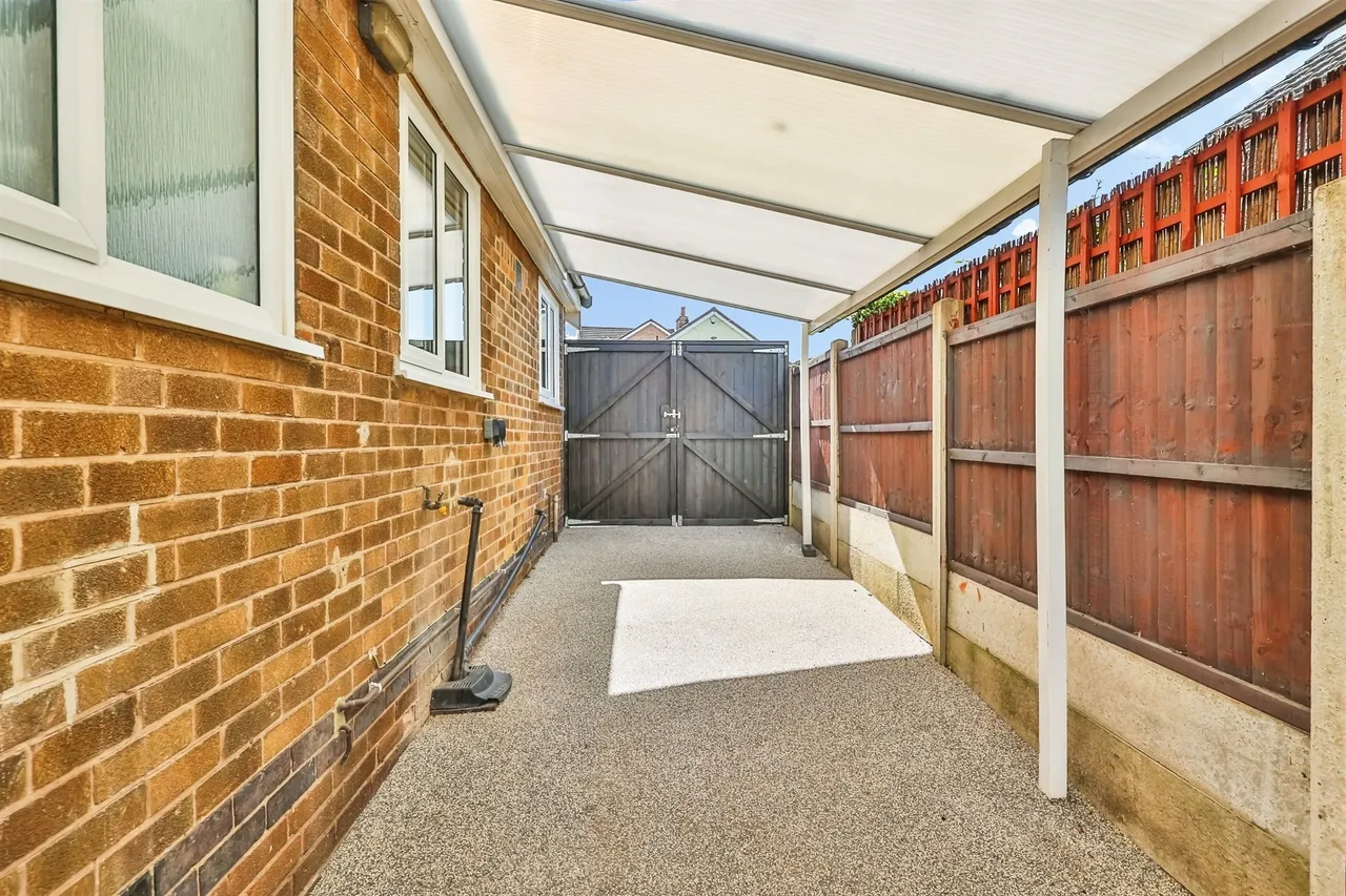 Harcourt Crescent, Nuthall, NG16, photo 16