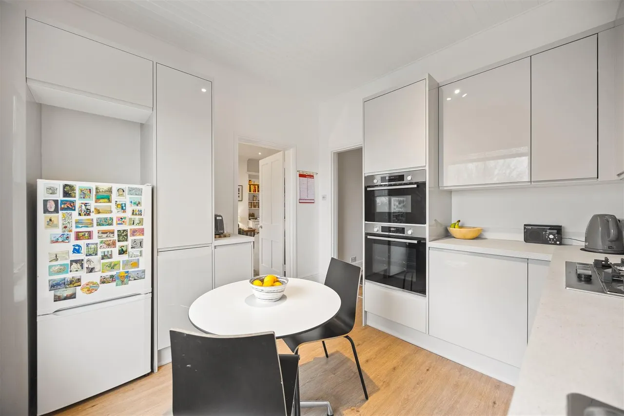 Lyndhurst Road, London NW3 5PX, photo 14