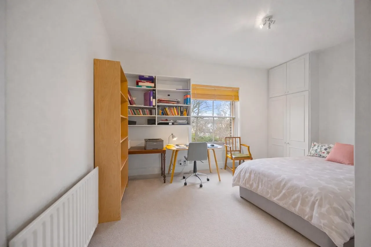 Lyndhurst Road, London NW3 5PX, photo 8