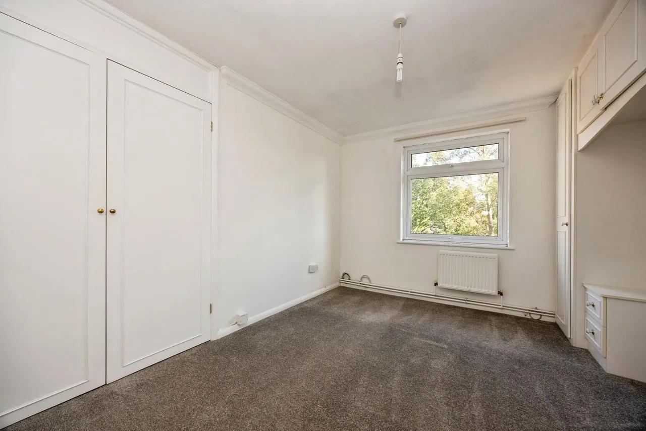 Church Road, GU16, photo 19