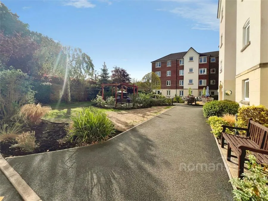 Windsor Way, Aldershot, GU11, photo 19
