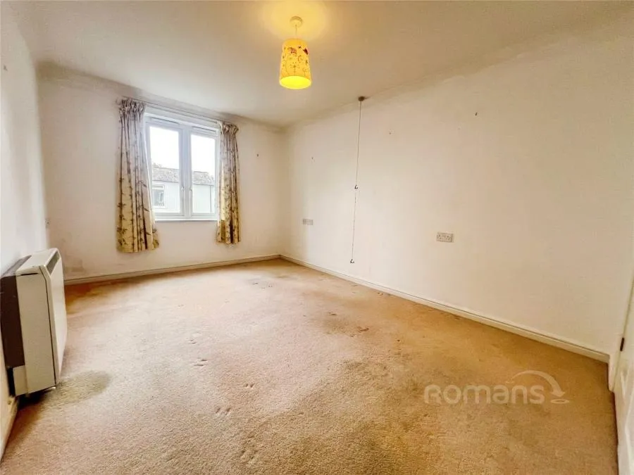 Windsor Way, Aldershot, GU11, photo 11