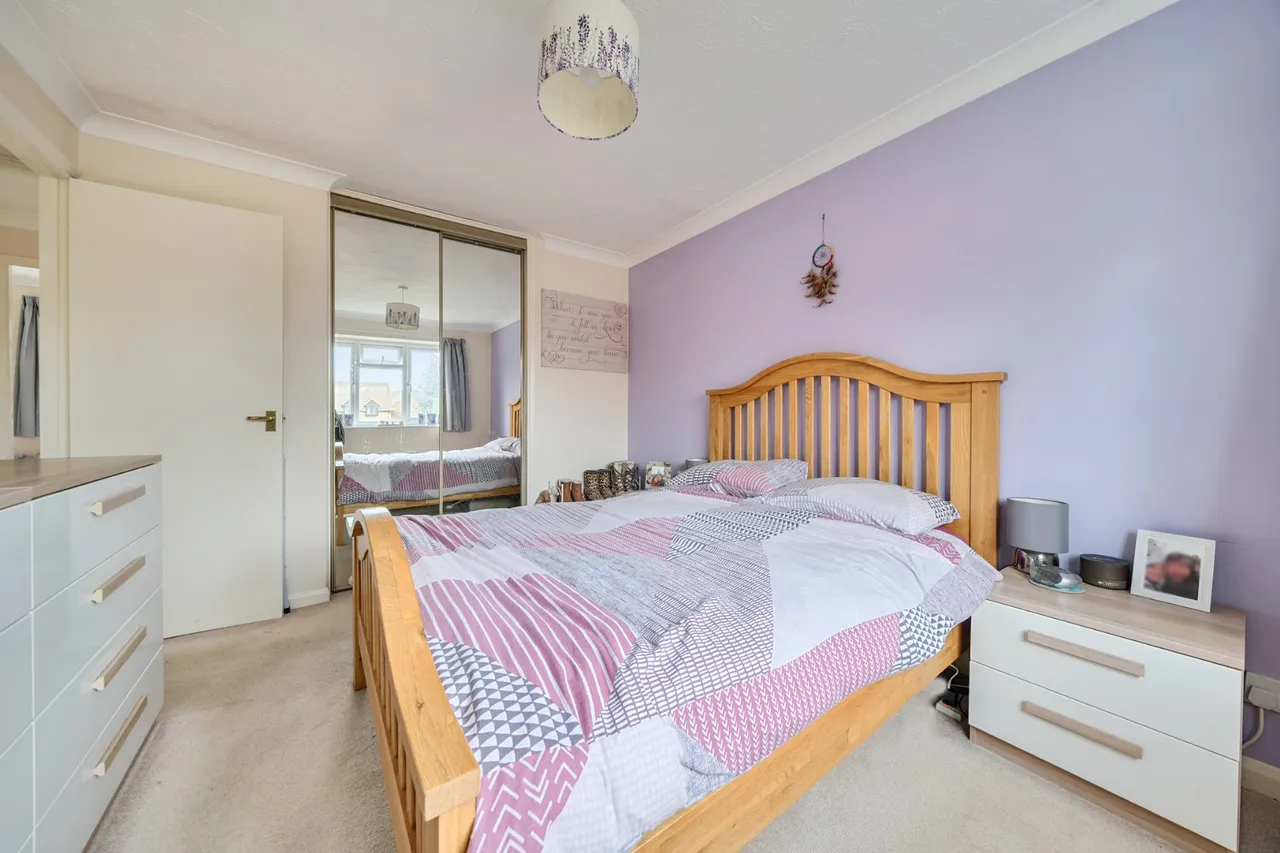 Suffolk Drive, Guildford, GU4, photo 13
