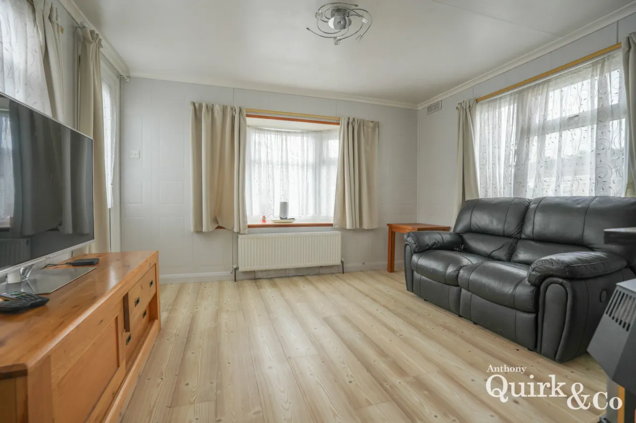 Creek Road, Canvey Island, SS8, photo 4