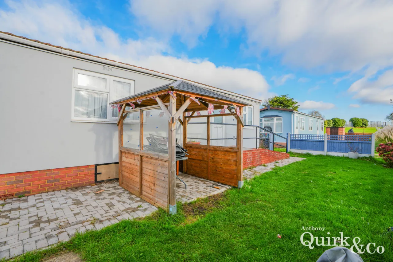 Creek Road, Canvey Island, SS8, photo 11