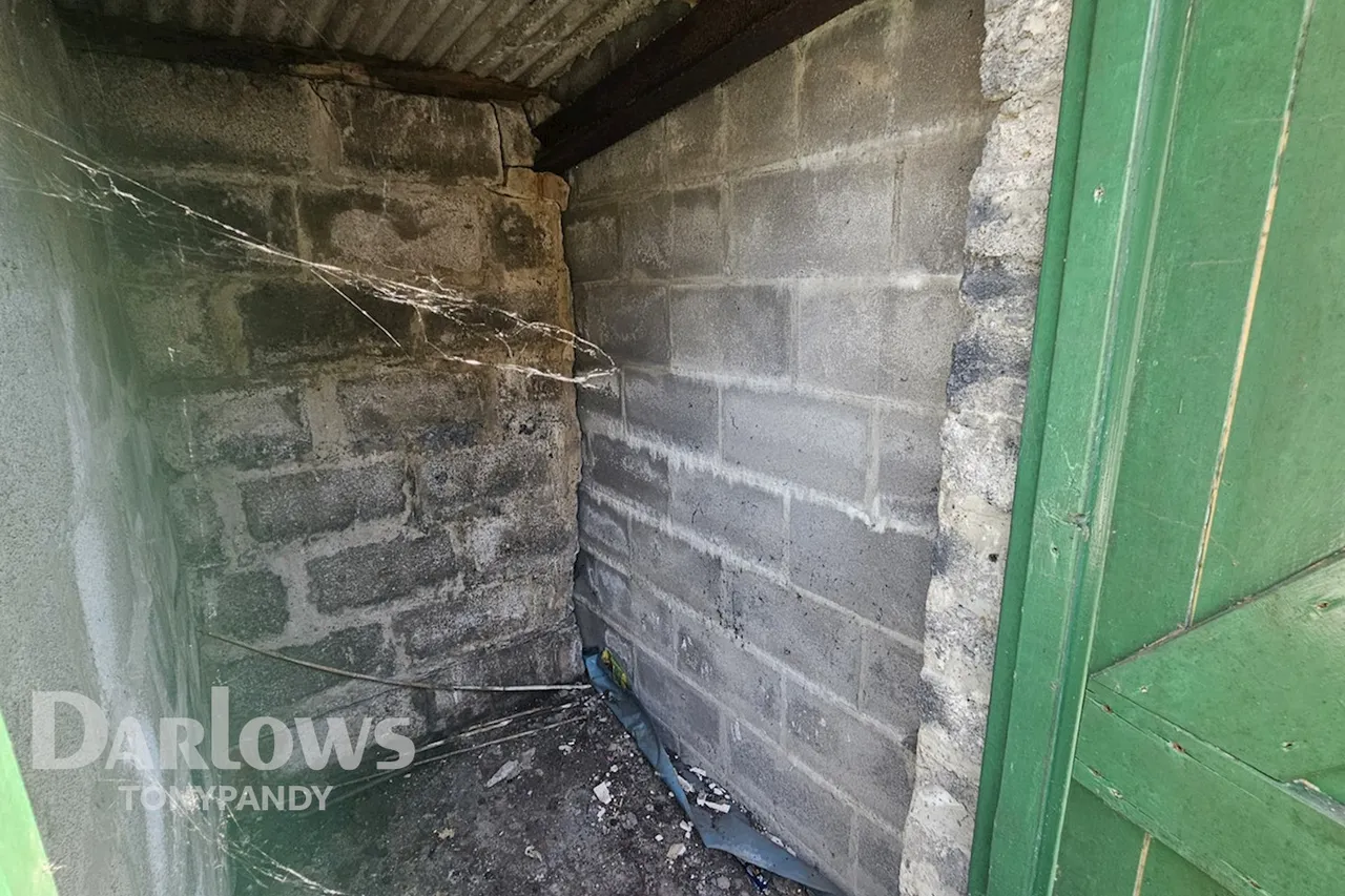 Eirw Road, Porth, CF39, photo 14