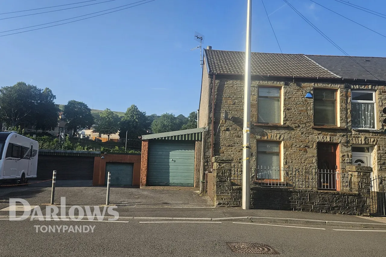3 bed house for sale, Eirw Road, Porth, CF39