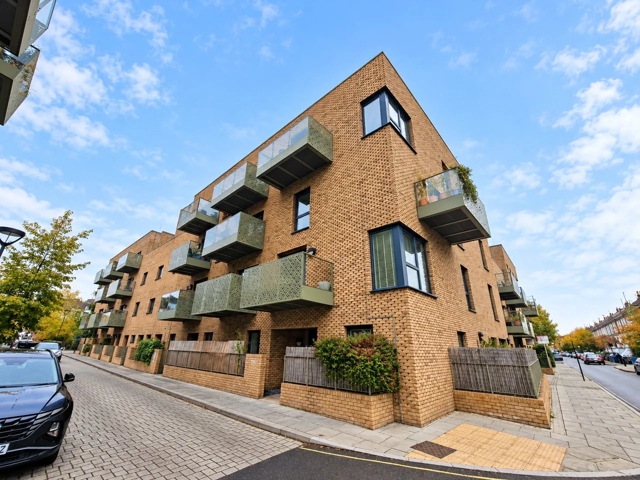 4 bed house to rent, Horsnell Close, London, SE5