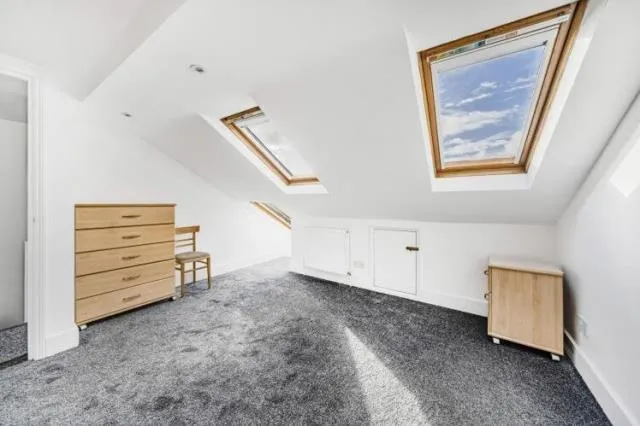 Hutton Grove, London, N12, photo 6