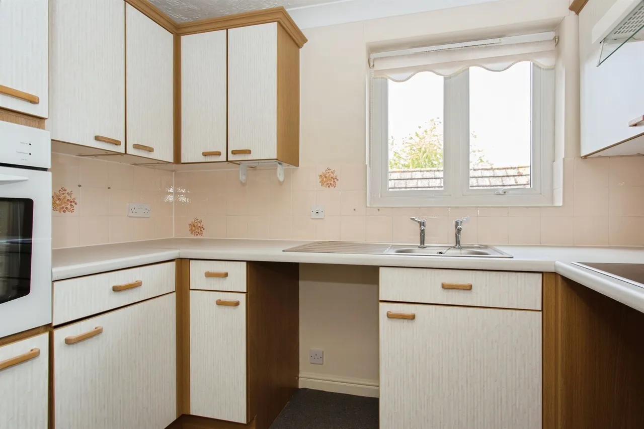 Haig Court, Cambridge, CB4, photo 7