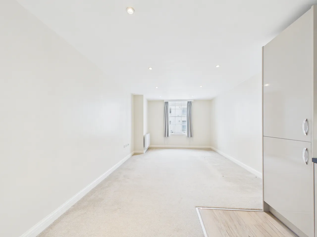 Portland Street, Cheltenham, GL52, photo 2