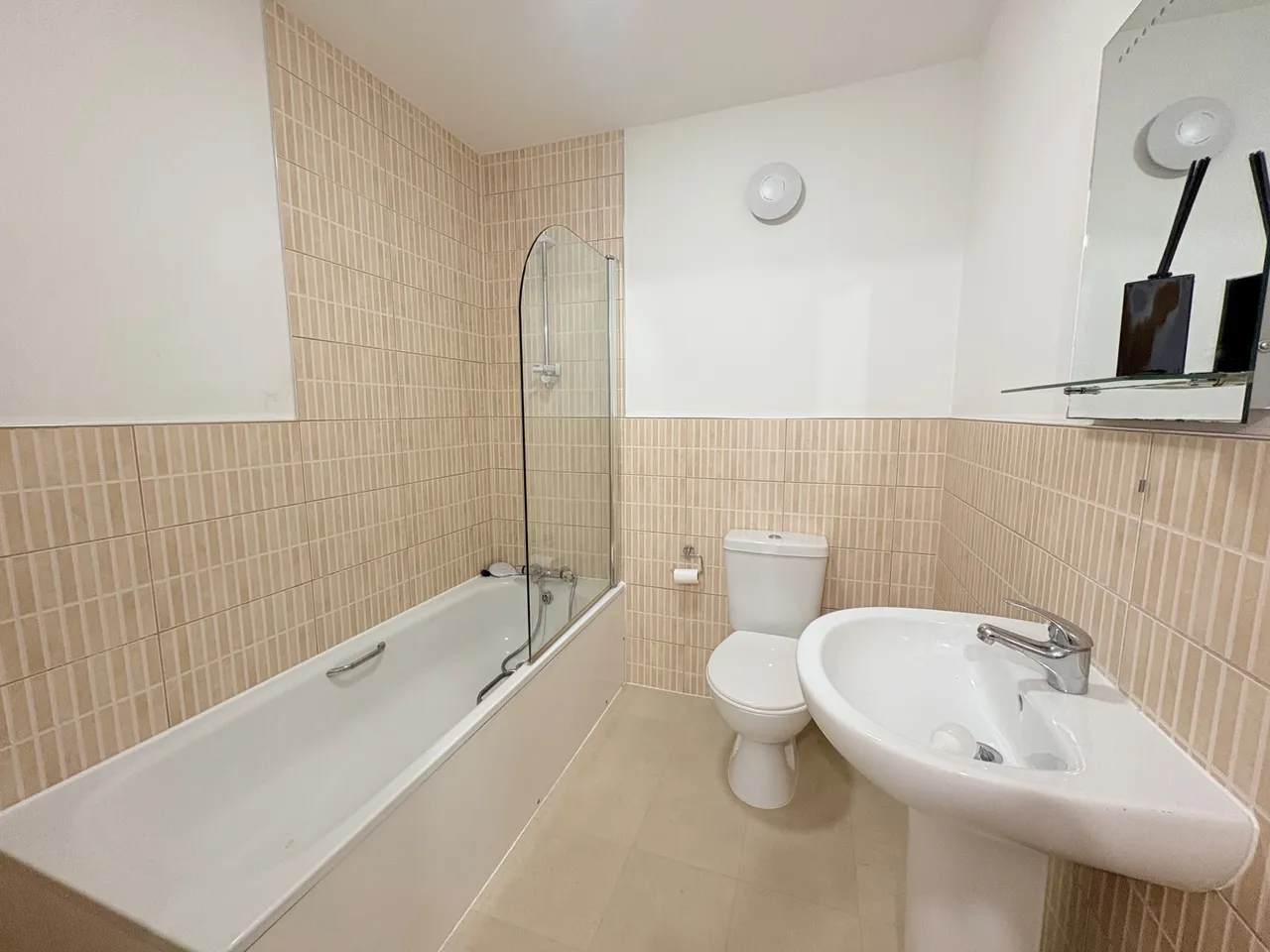 Chichester Close, Rainham, ME8, photo 5