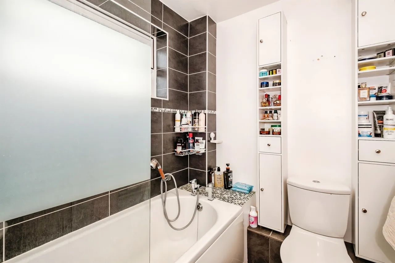 Brighton Road, Lancing, BN15, photo 7