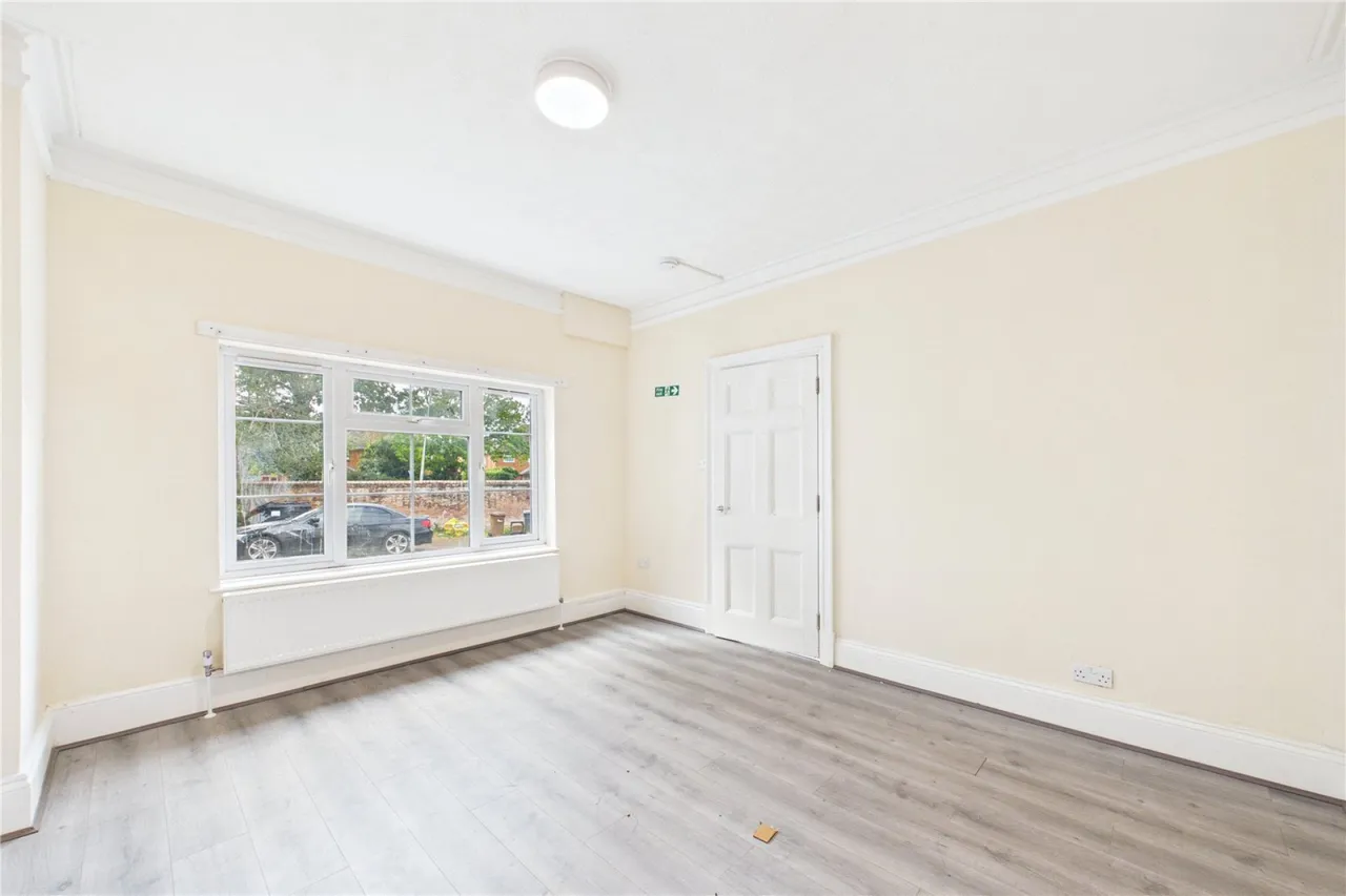 Andover Road, Newbury, RG14, photo 7