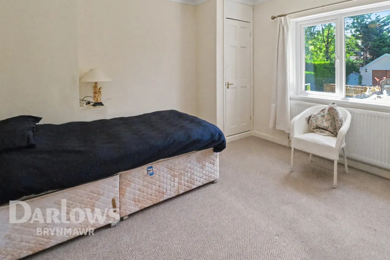 Tredegar Road, Ebbw Vale, photo 12