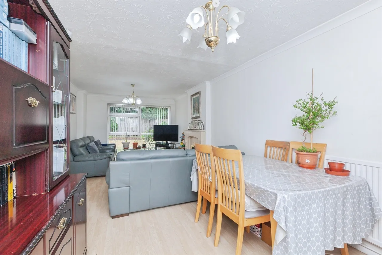 Dunsville Walk, Leicester, LE4, photo 3