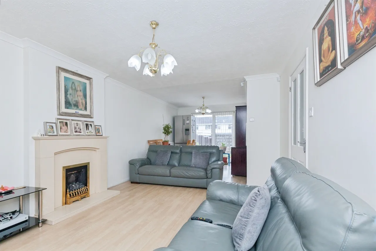 Dunsville Walk, Leicester, LE4, photo 2