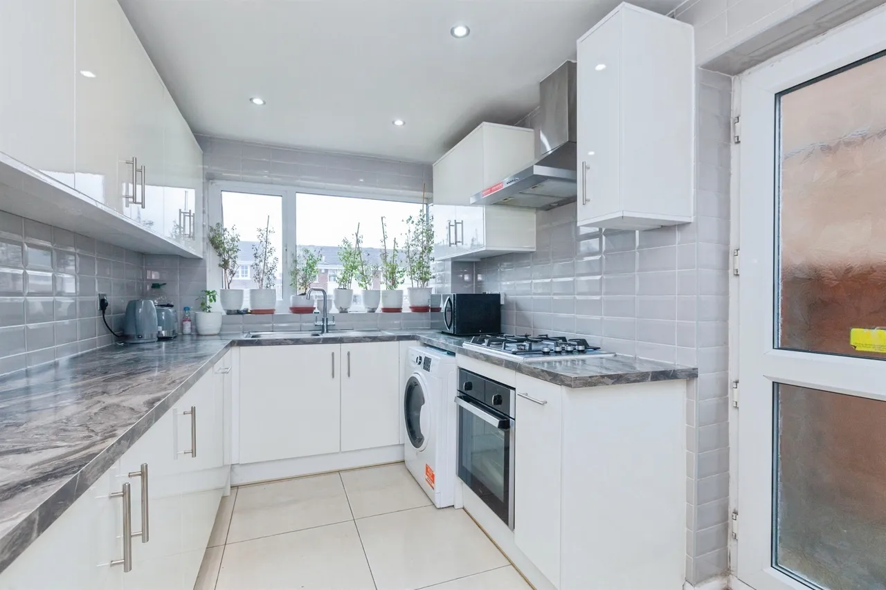 Dunsville Walk, Leicester, LE4, photo 4