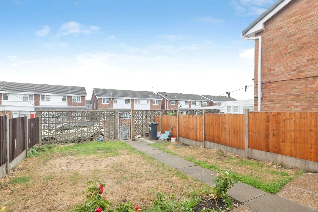 Dunsville Walk, Leicester, LE4, photo 13