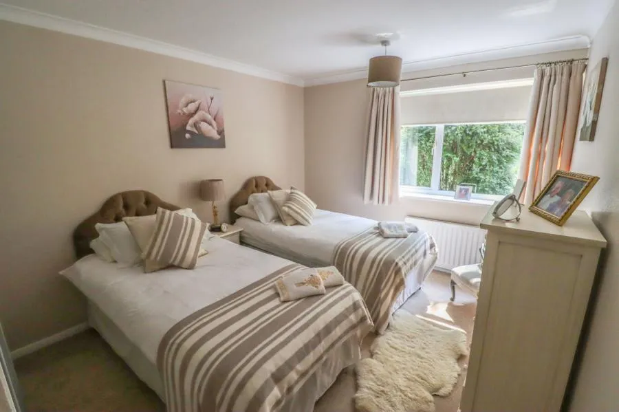 Youngwoods Copse, Alverstone Garden Village, PO36, photo 11