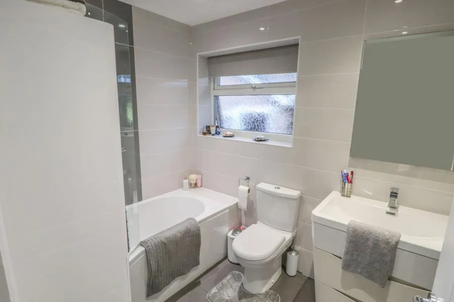 Youngwoods Copse, Alverstone Garden Village, PO36, photo 12