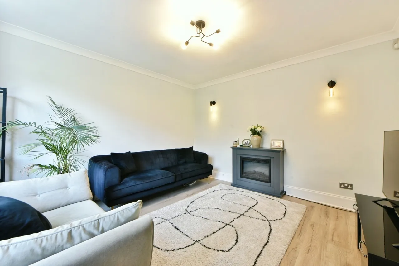 Woodstock Road, Woodley, Stockport, Greater Manchester, SK6, photo 7