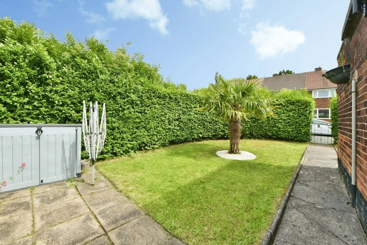 Woodstock Road, Woodley, Stockport, Greater Manchester, SK6, photo 2