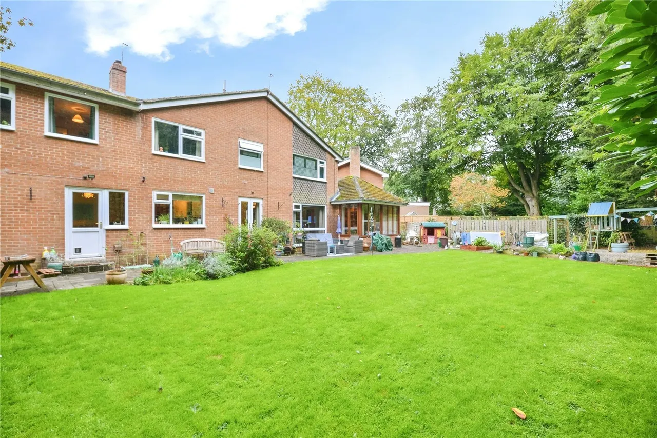 Levenside, Hutton Rudby, TS15, photo 21