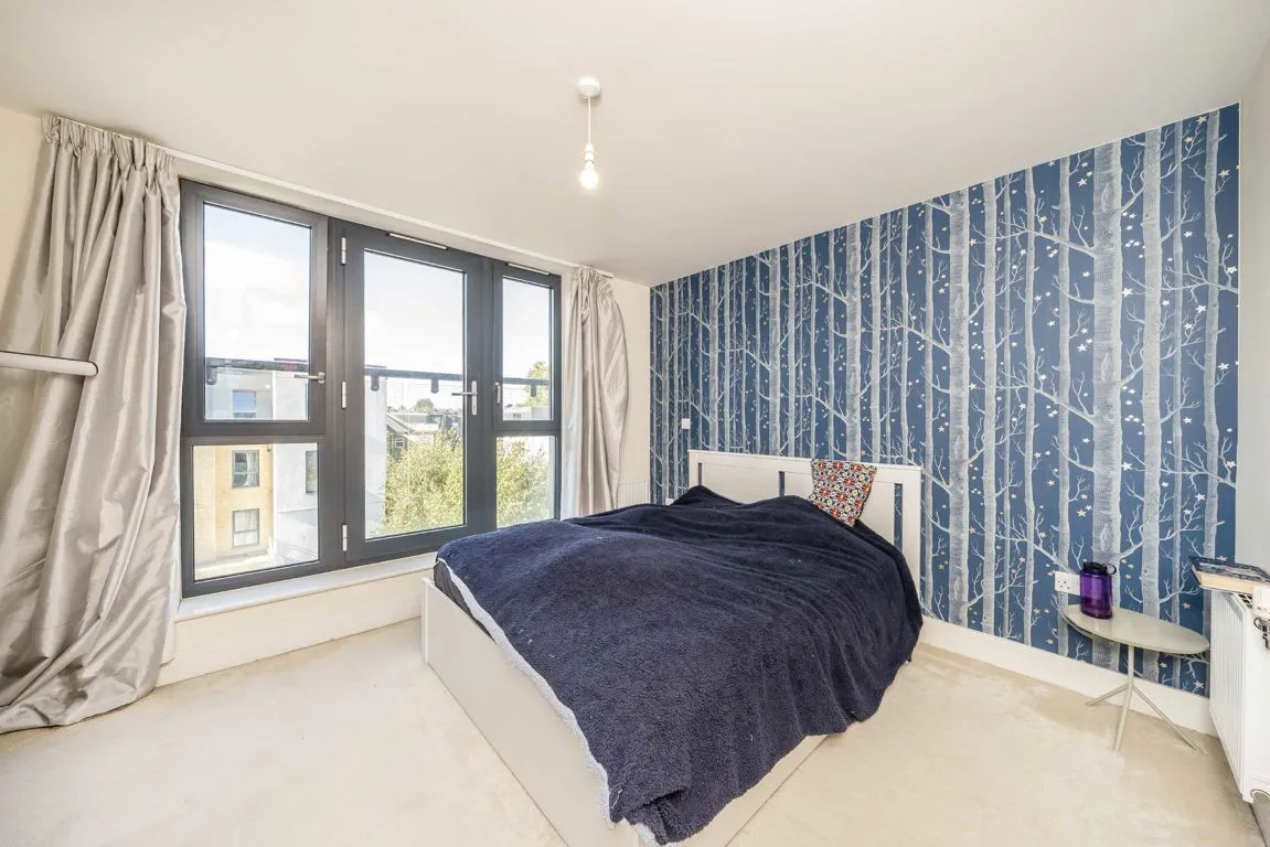 Fallow Place, TW11, photo 3