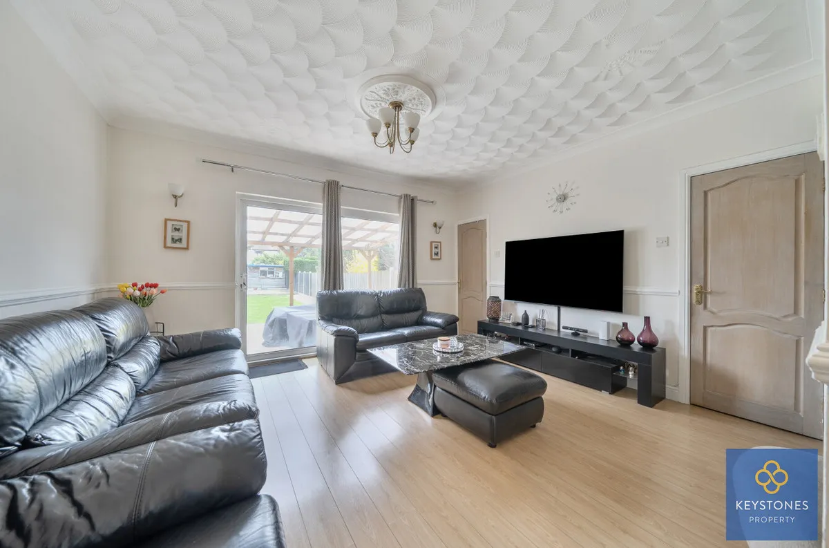 Hainault Road, Romford, RM5 3AP, photo 10