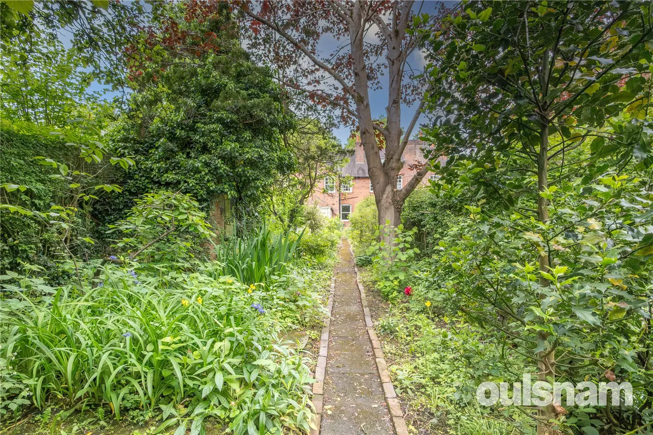 Selly Oak Road, Bournville, Birmingham, West Midlands, B30 1LR, photo 17