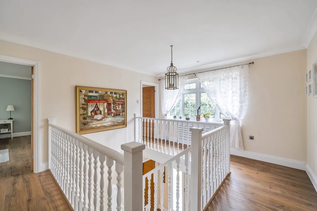 Birch Grove, Pyrford, GU22, photo 9