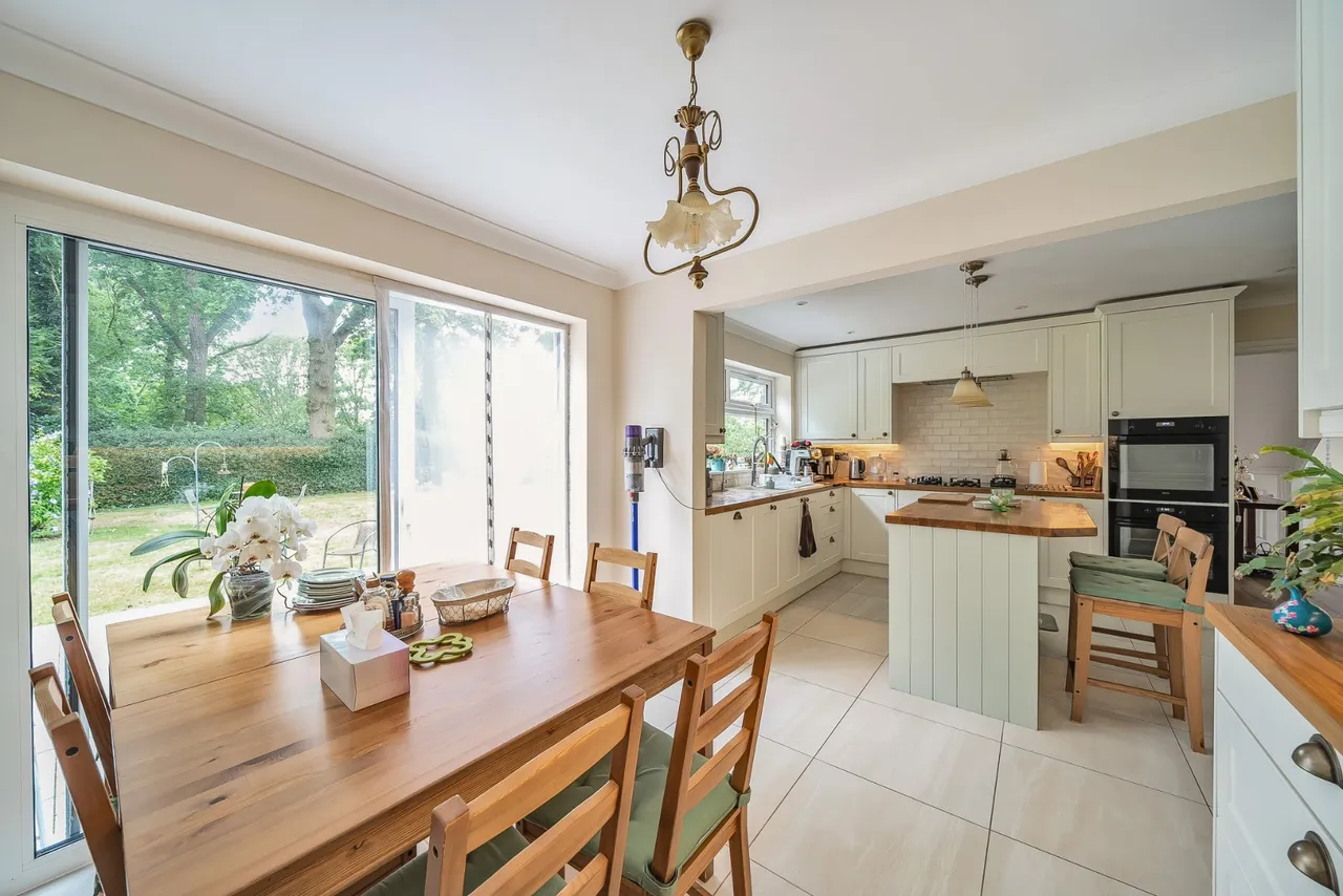 Birch Grove, Pyrford, GU22, photo 7