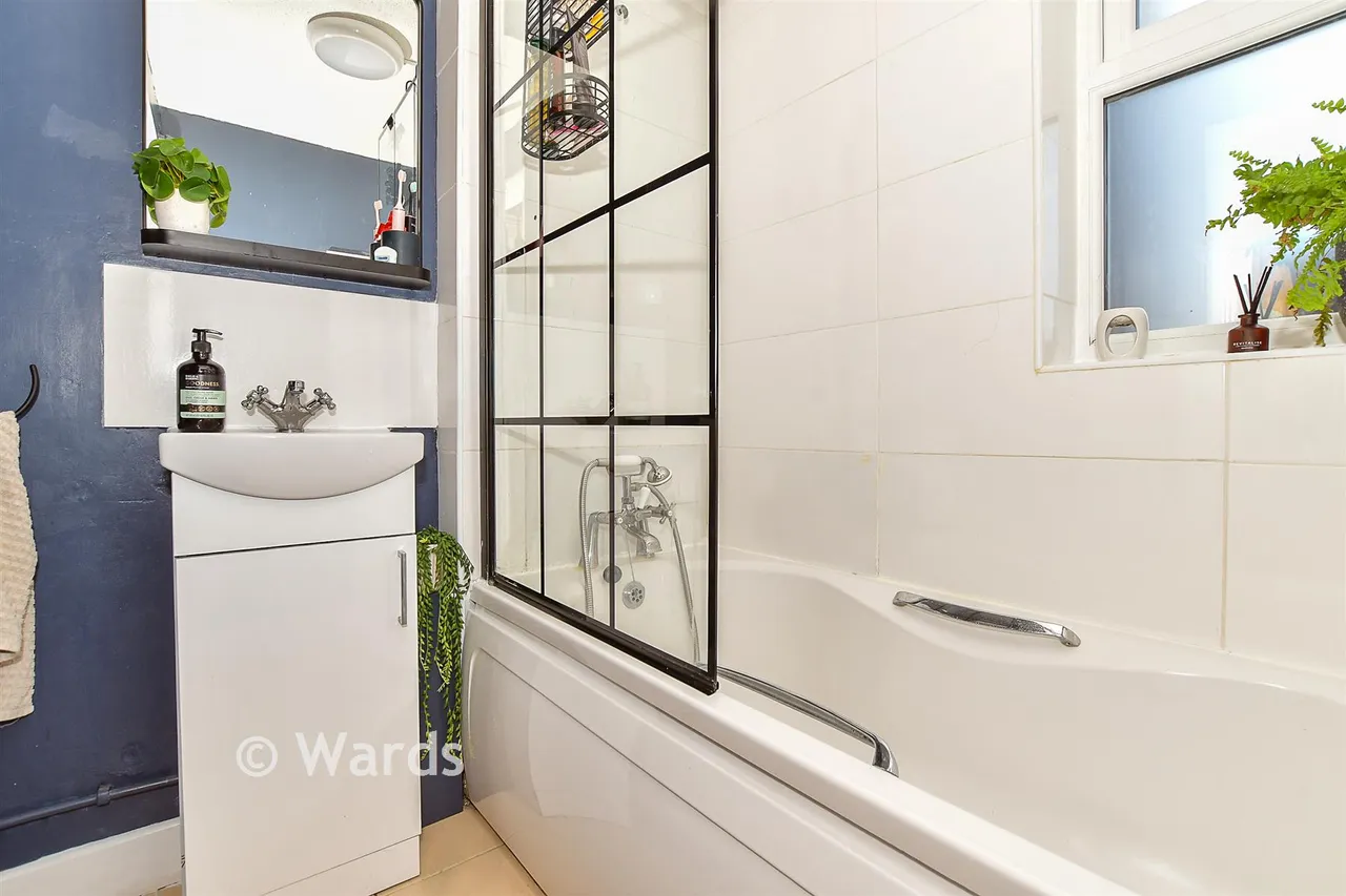 Howland Road, Marden, TN12, photo 7