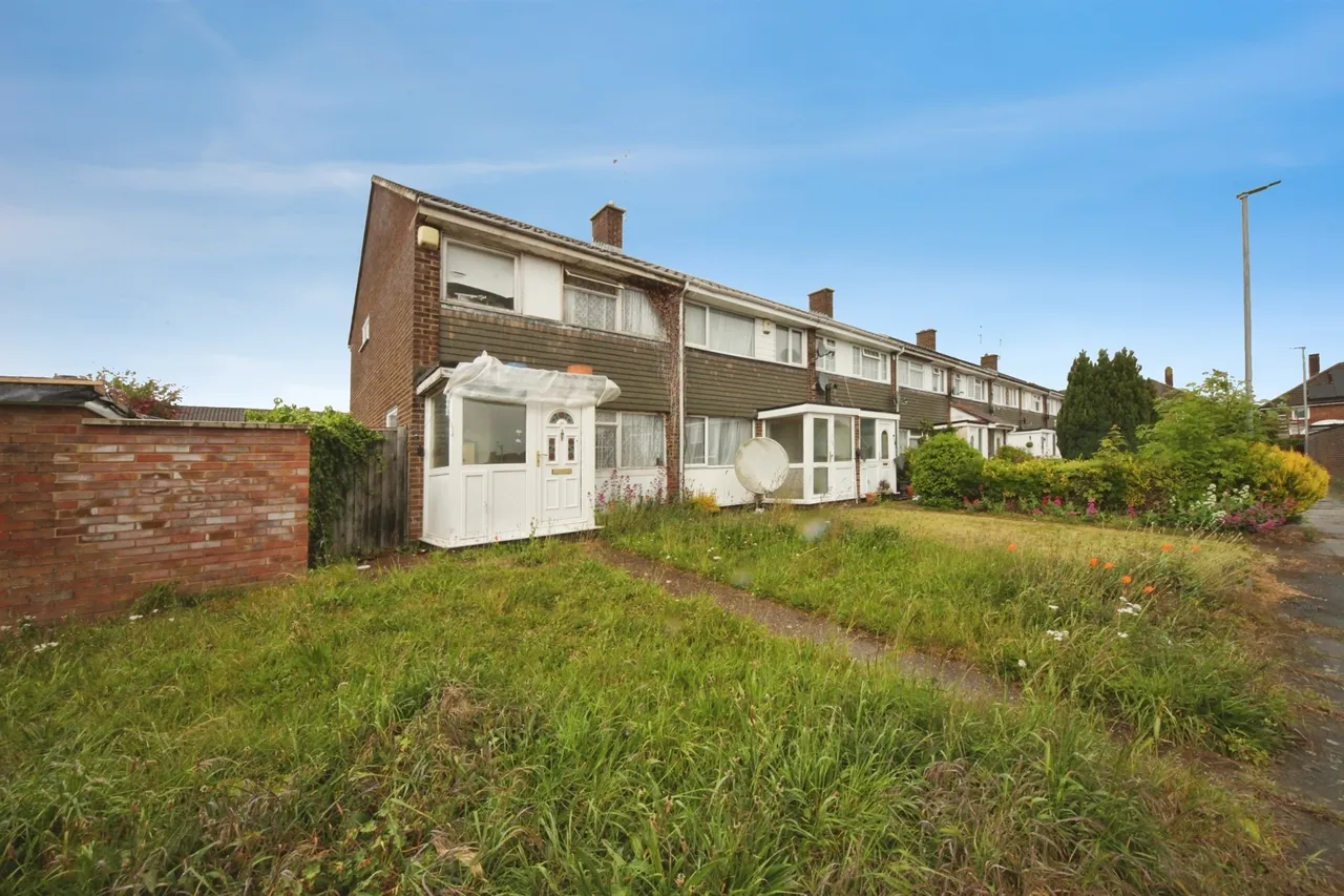 3 bed house for sale, Boxted Close, Luton, LU4