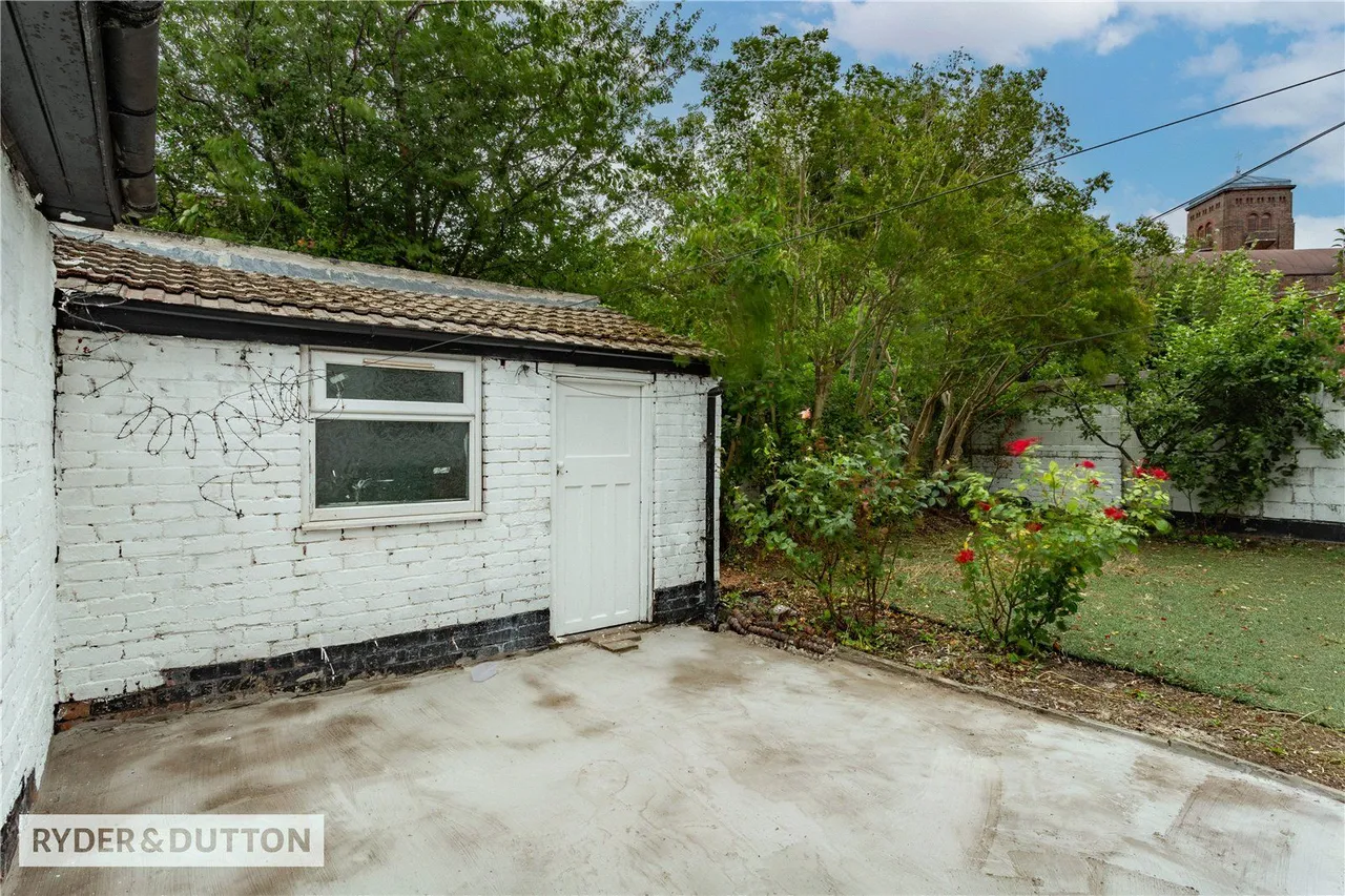 Worsley Avenue, Moston, M40, photo 20