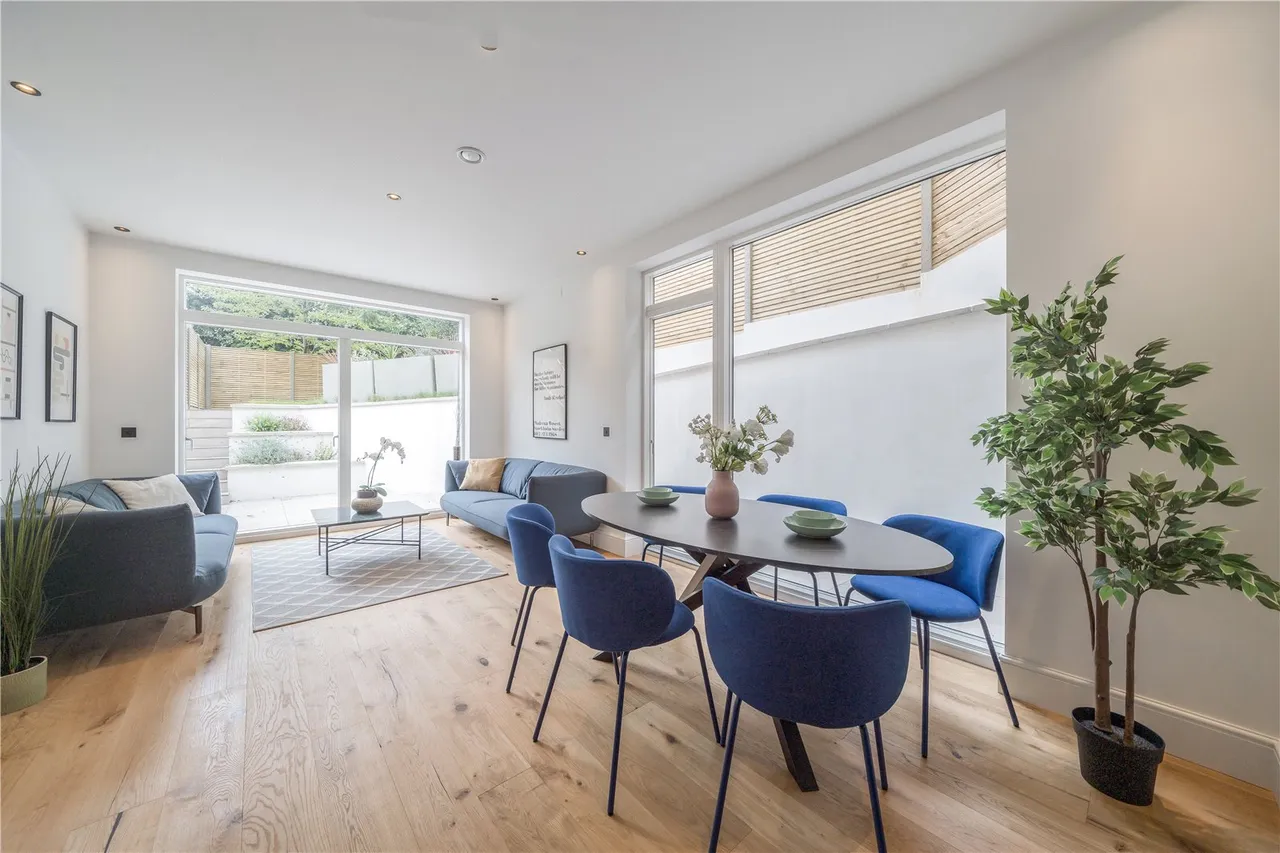 Rosemont Road, London, W3, photo 4