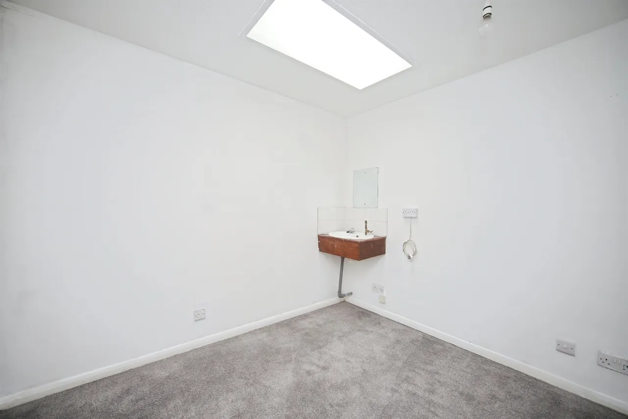 Parker Close, Wellington, photo 10