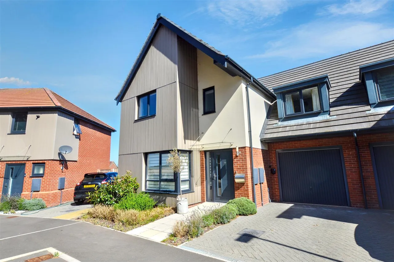 Repton Way, Upper Sheringham, NR26, photo 21