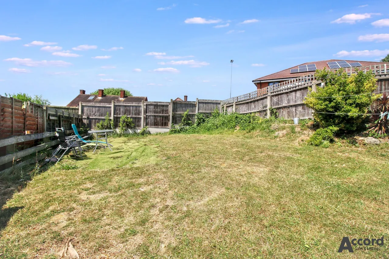 Dudley Gardens, Romford, RM3, photo 18