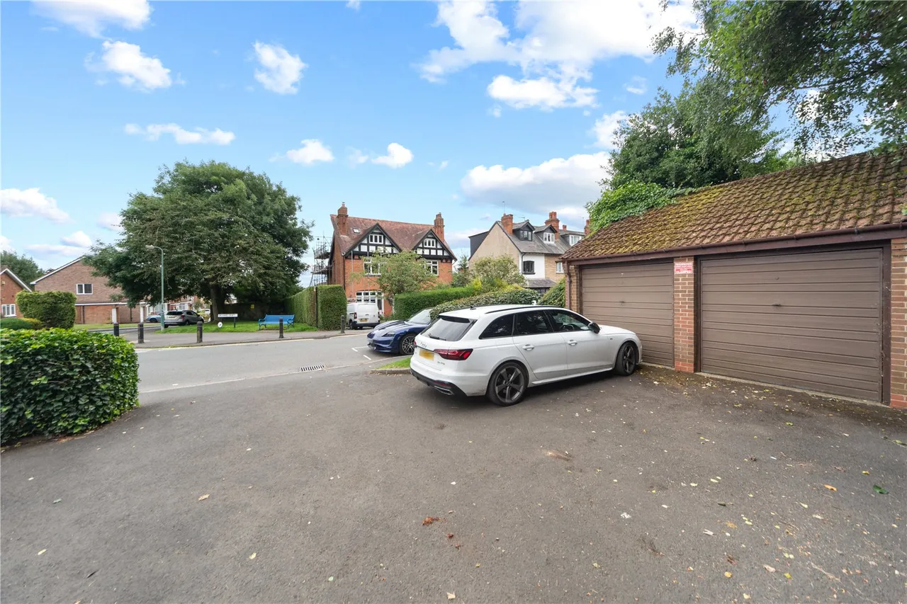 Hewell Place, Hewell Road, Barnt Green, Birmingham, B45 8PF, photo 11