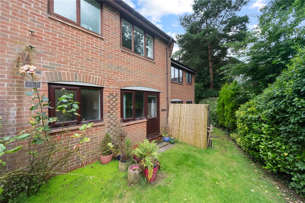 Hewell Place, Hewell Road, Barnt Green, Birmingham, B45 8PF, photo 10