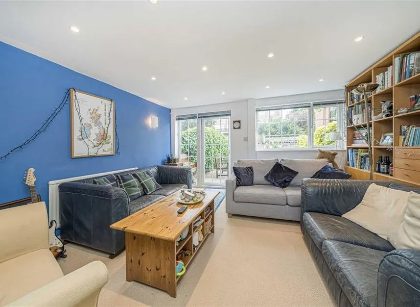 Broom Park, Teddington, TW11, photo 6