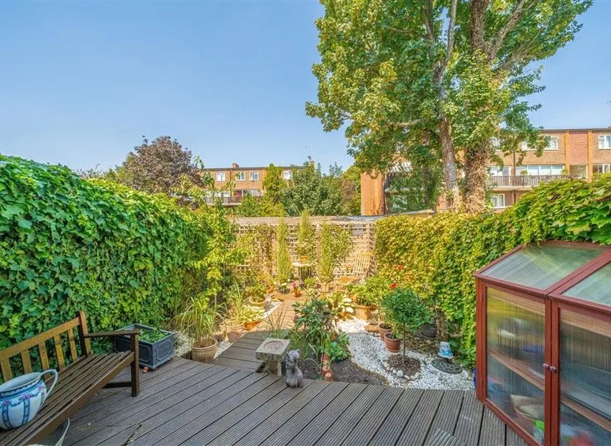 Broom Park, Teddington, TW11, photo 8