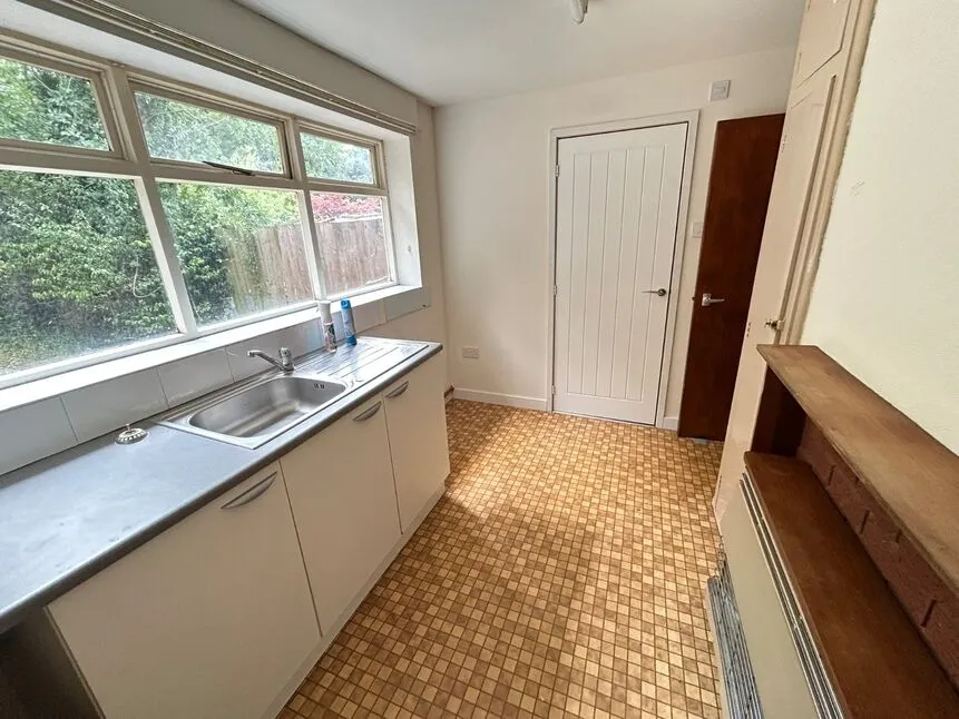 Marriott Road, Bedworth, Warwickshire, CV12, photo 4