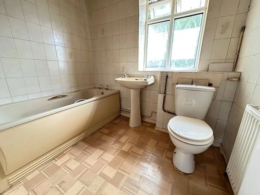 Marriott Road, Bedworth, Warwickshire, CV12, photo 9