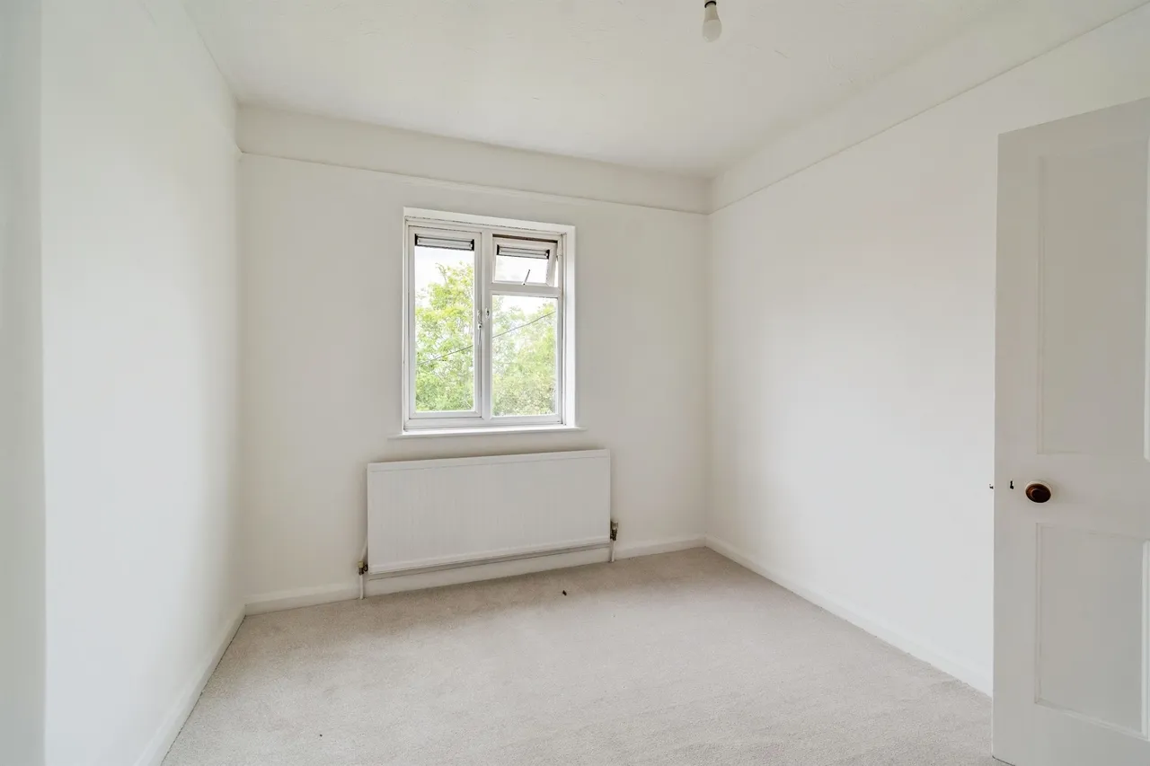 London Road, Chippenham, photo 8