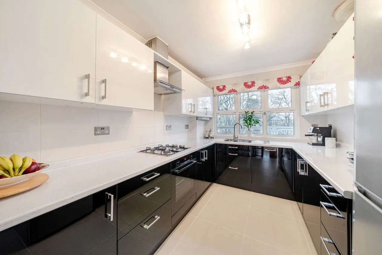 Boathouse Walk, SE15, photo 12