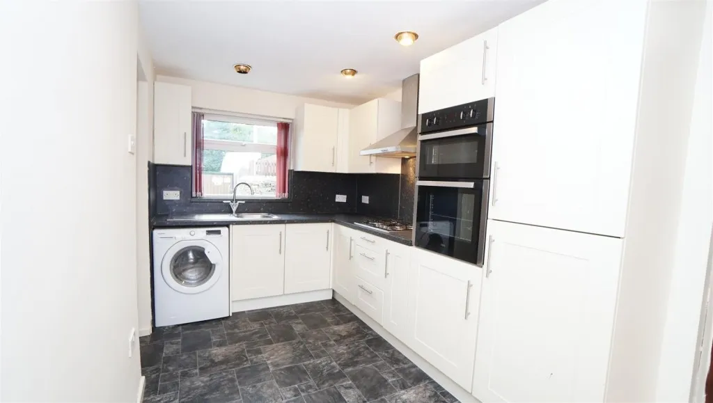 Stockhill Road, Greengates, photo 6