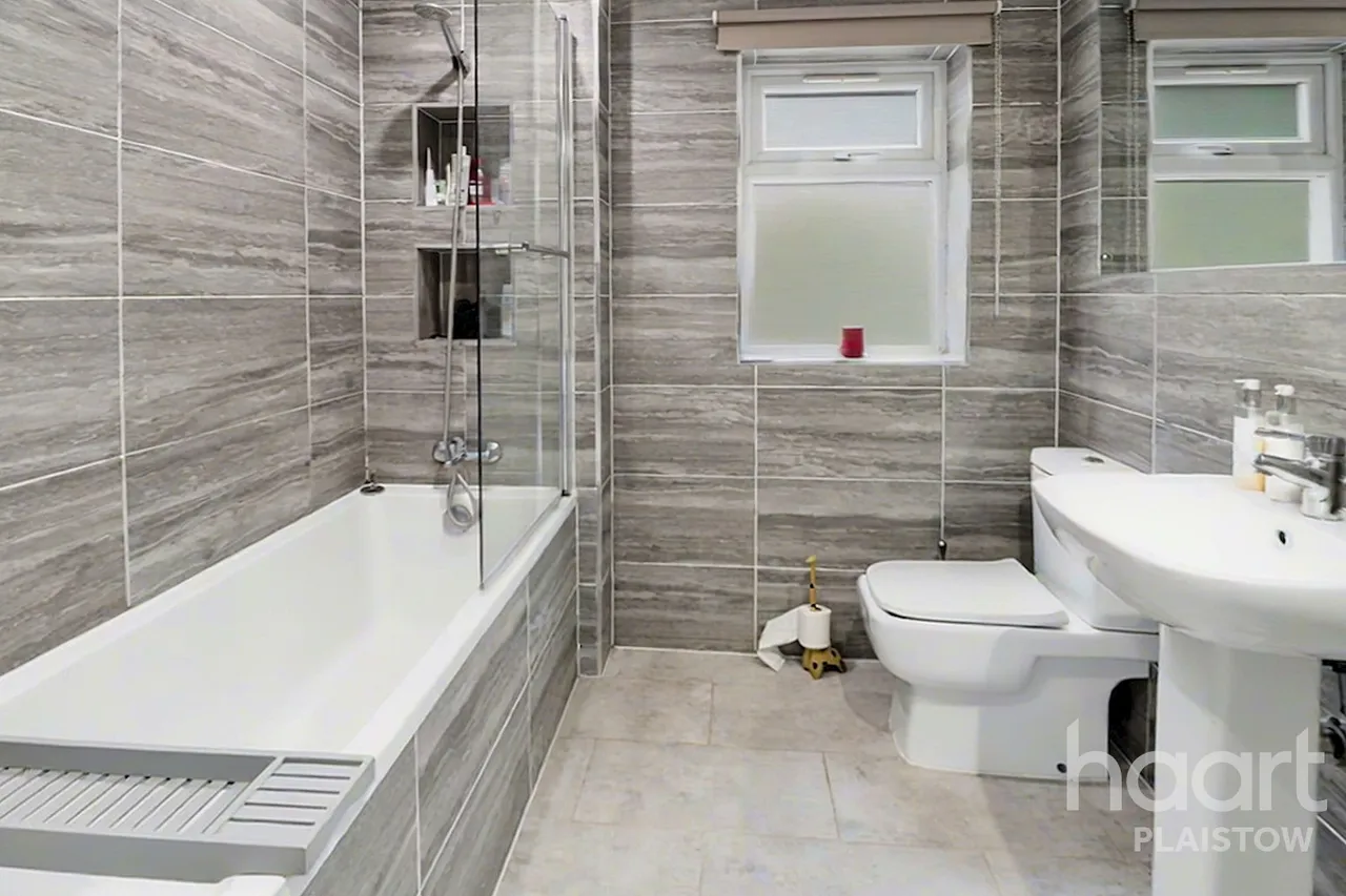 Adine Road, Plaistow, E13, photo 6